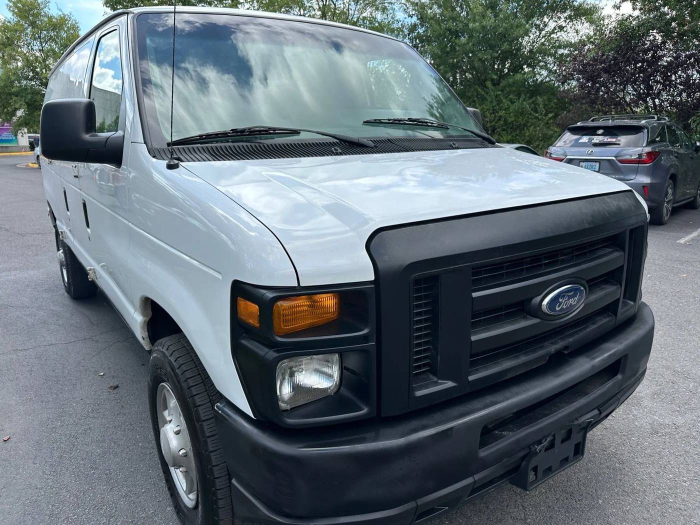 2013 Ford Econoline Cargo Van E-250 — Cargo Van — 140,590 mi — Chantilly, VA