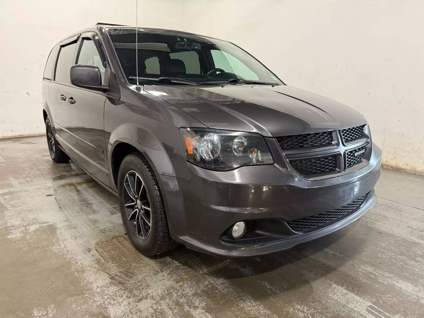 2017 Dodge Grand Caravan GT — Minivan — 156,581 mi — Chantilly, VA