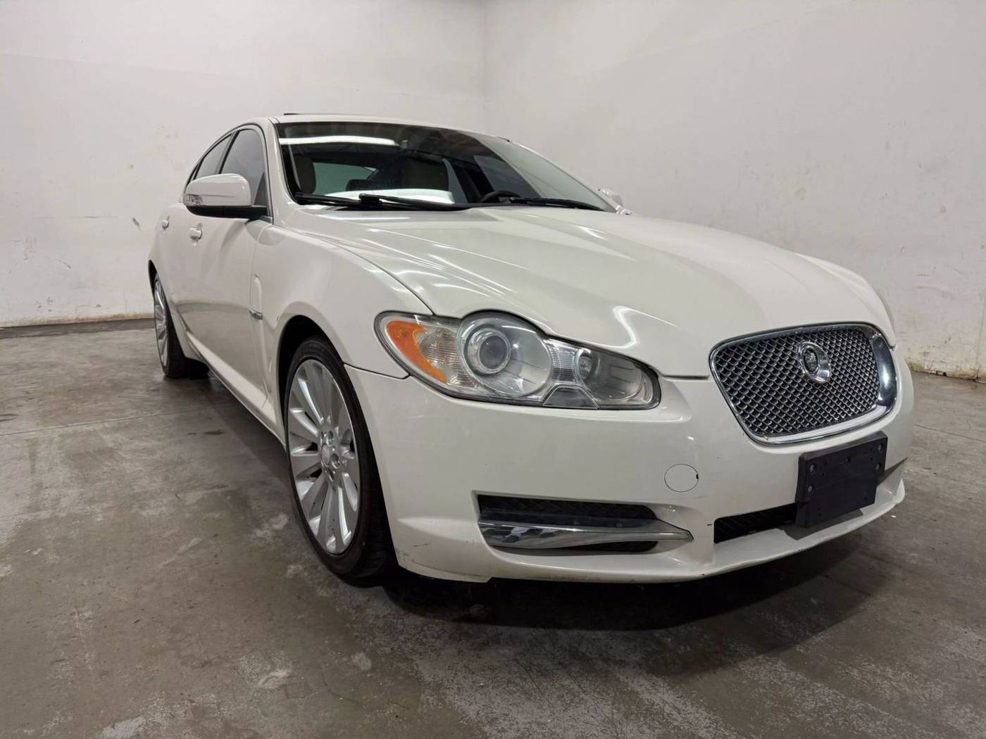 2009 Jaguar XF Luxury