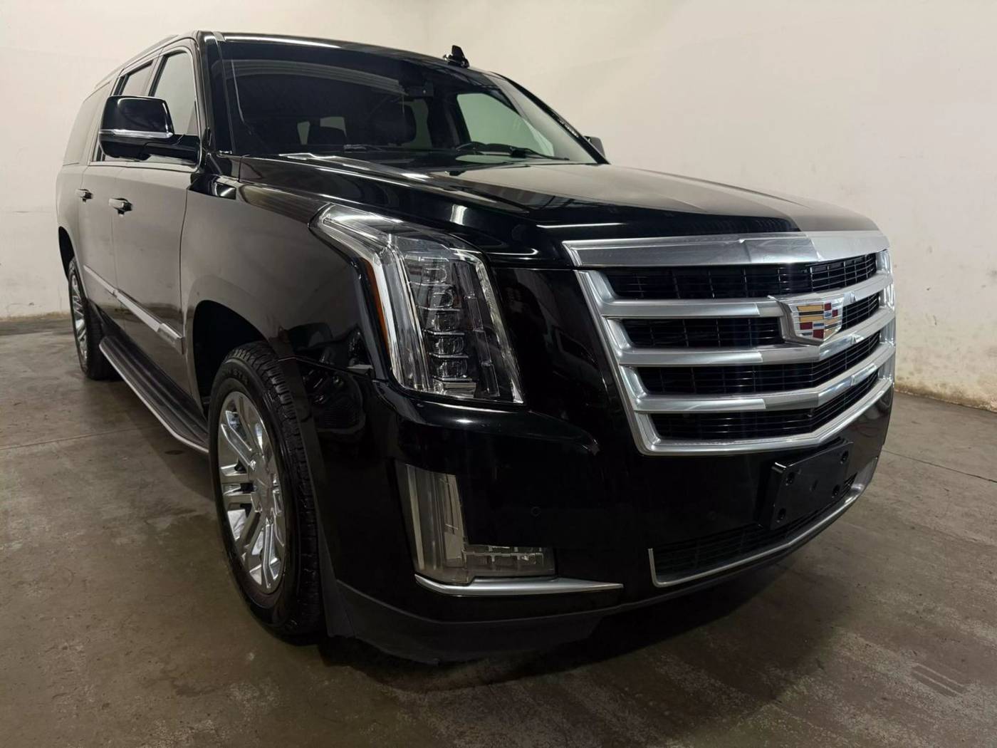 2016 Cadillac Escalade Standard — SUV — 162,371 mi — Chantilly, VA