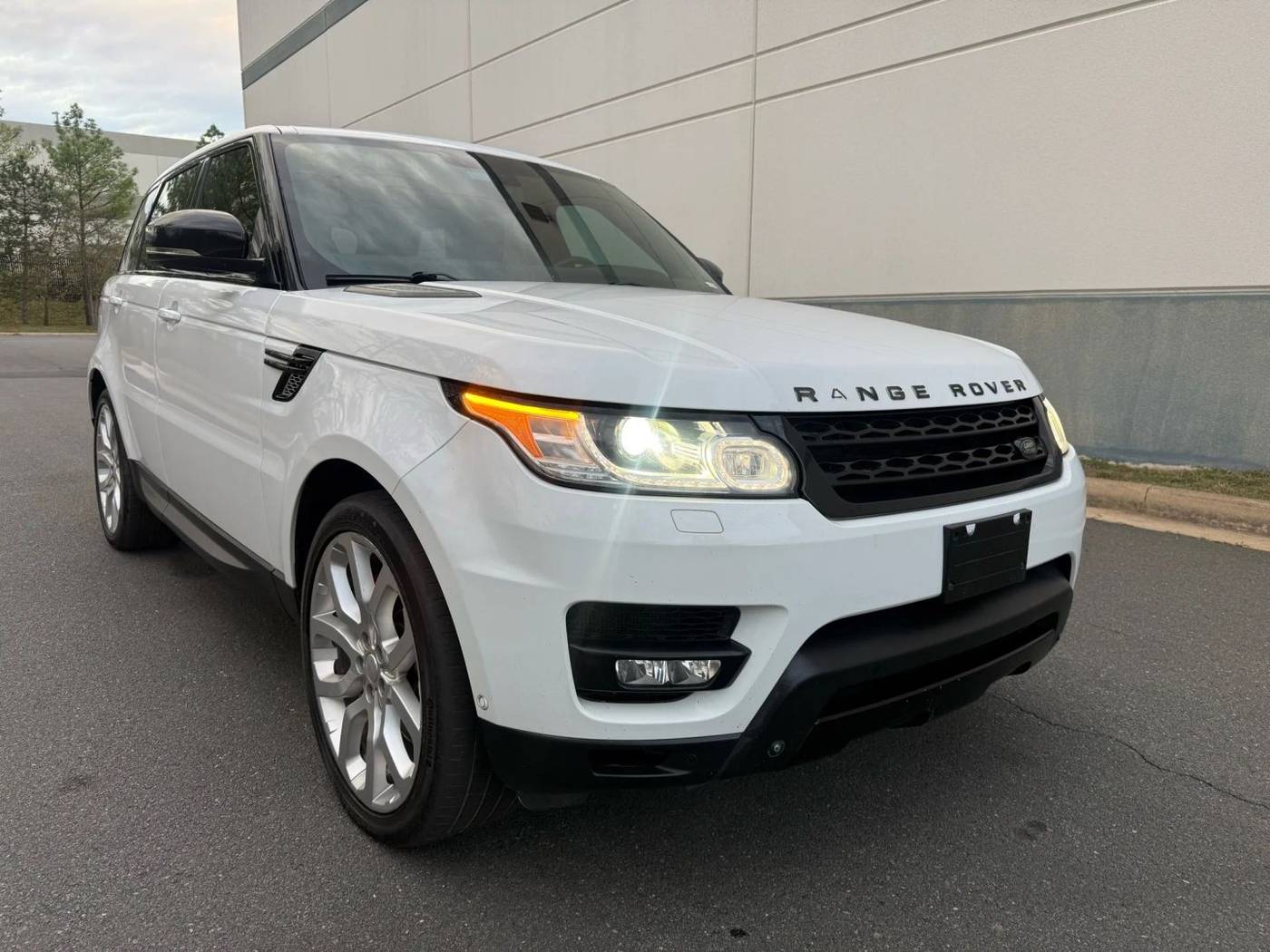 2014 Land Rover Range Rover Sport Supercharged — SUV — 139,686 mi — Chantilly, VA