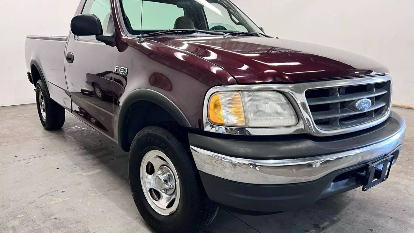 2001 Ford F-150 XL — Pickup Truck — 156,517 mi — Chantilly, VA