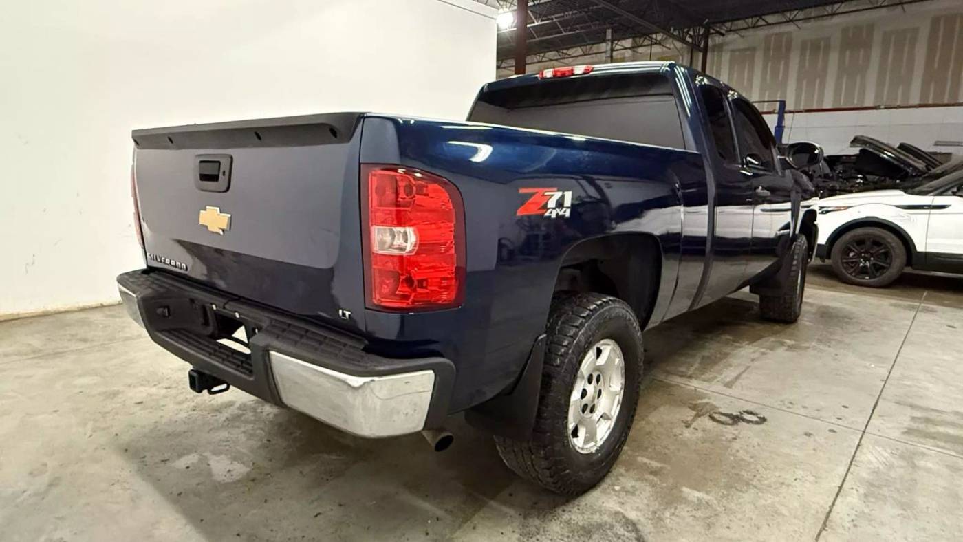 Thumbnail 4