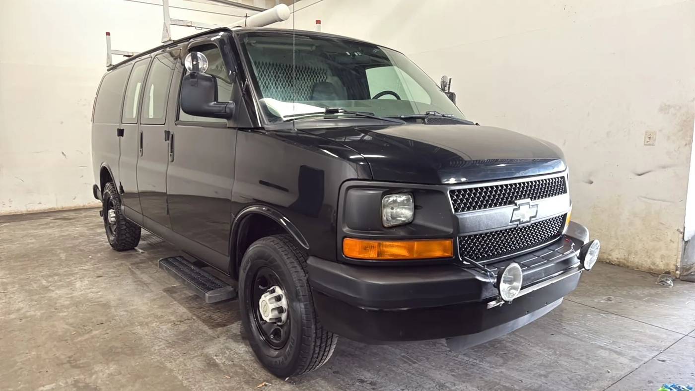 2008 Chevrolet Express Cargo Van Base — Cargo Van — 120,957 mi — Chantilly, VA