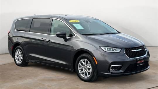 2023 Chrysler Pacifica Touring L — Minivan — 61,422 mi — Woodbridge, VA