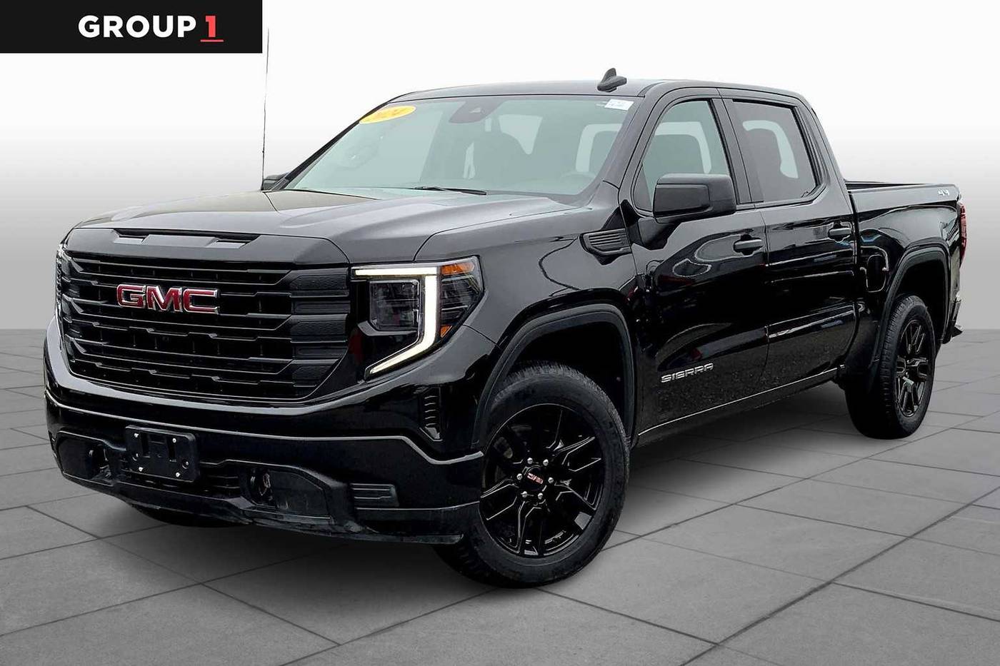 2024 GMC Sierra 1500 Pro — Pickup Truck — 24,114 mi — Rockville Centre, NY
