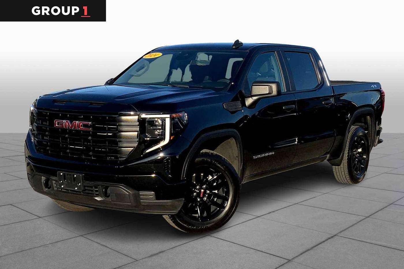 2024 GMC Sierra 1500 Pro — Pickup Truck — 17,351 mi — Rockville Centre, NY