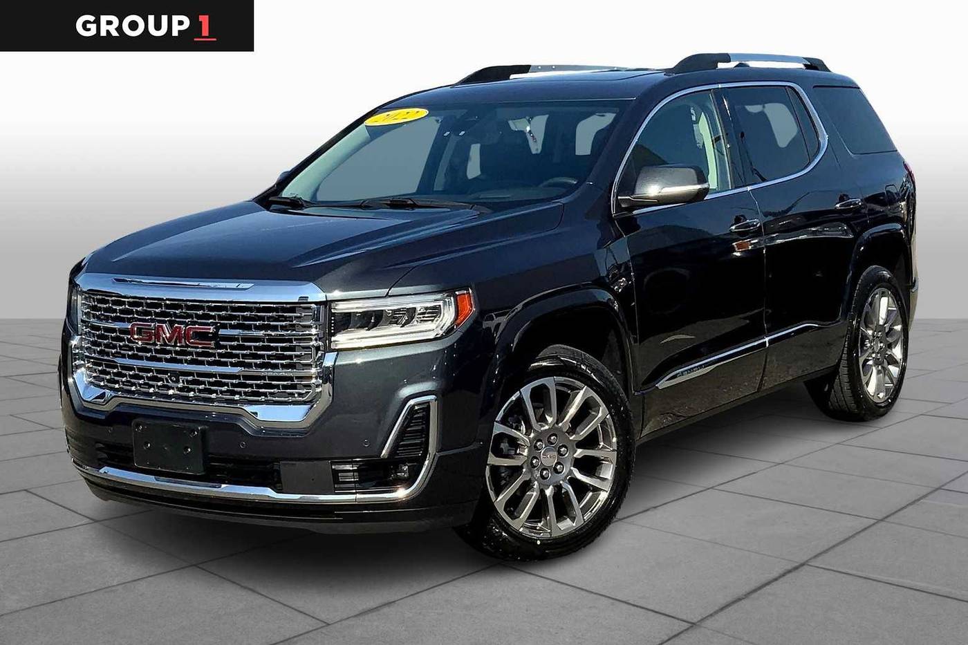 2022 GMC Acadia Denali — SUV — 17,629 mi — Rockville Centre, NY