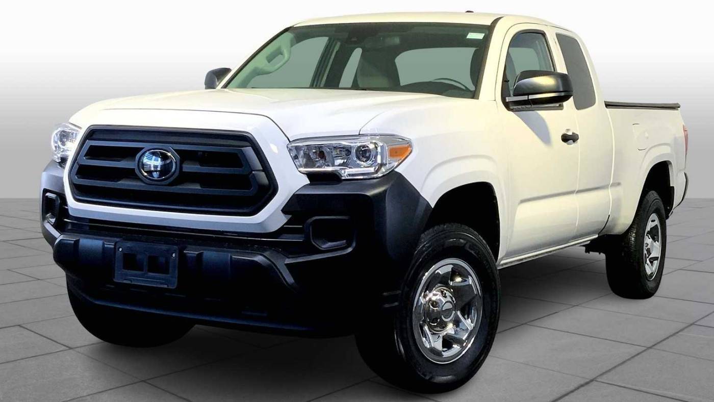 2022 Toyota Tacoma SR — Pickup Truck — 13,476 mi — Westwood, MA