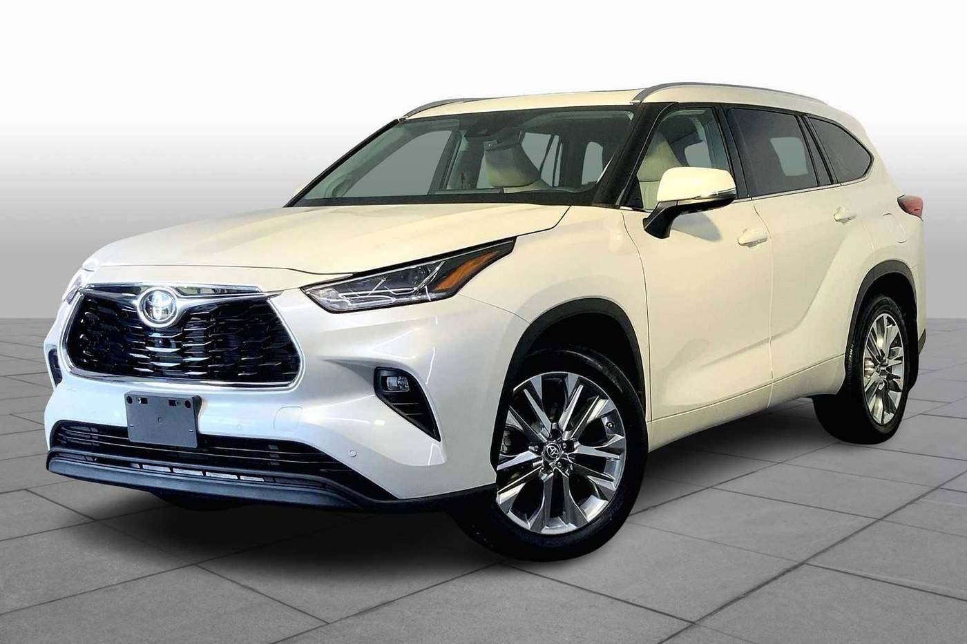 2021 Toyota Highlander Limited — SUV — 20,912 mi — Westwood, MA