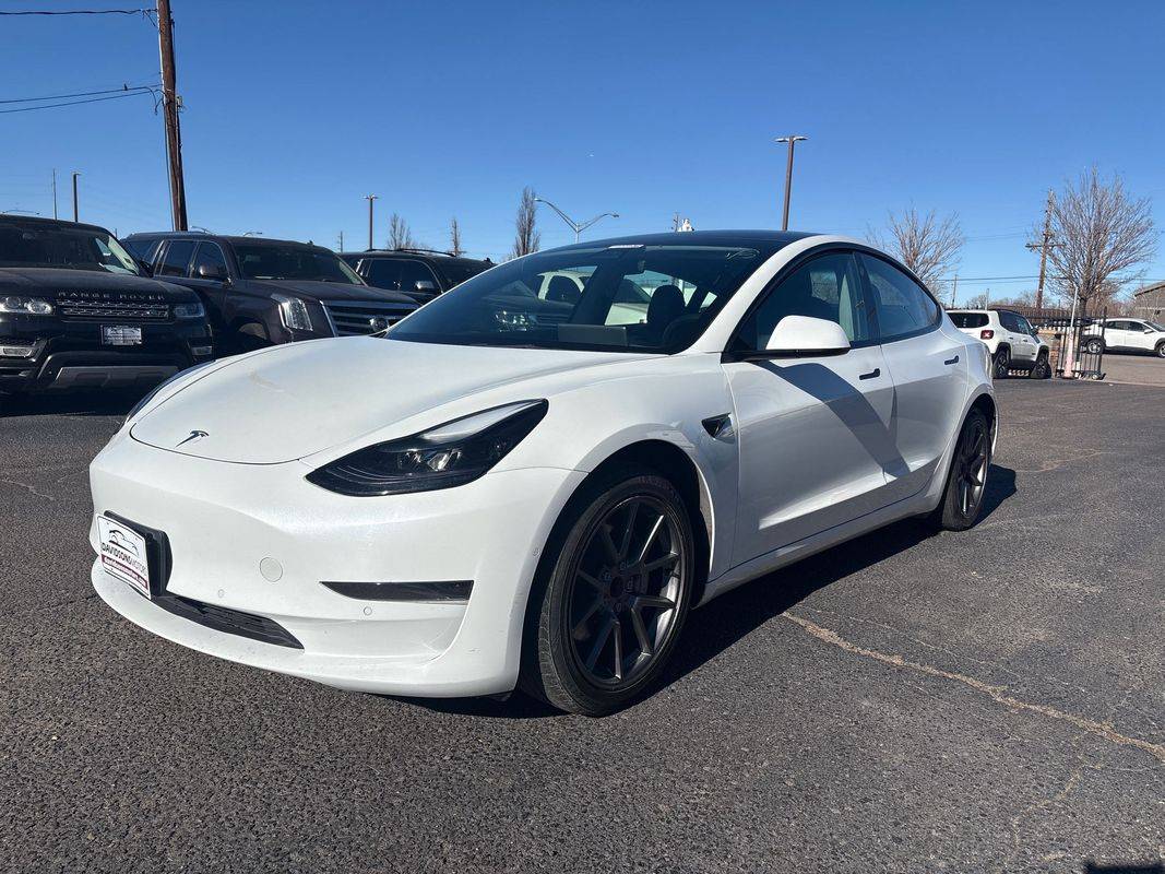 2021 Tesla Model 3 Standard Range Plus