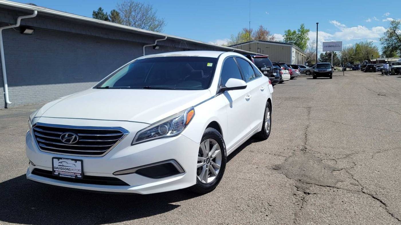 2017 Hyundai Sonata Base — Sedan — 54,635 mi — Aurora, CO