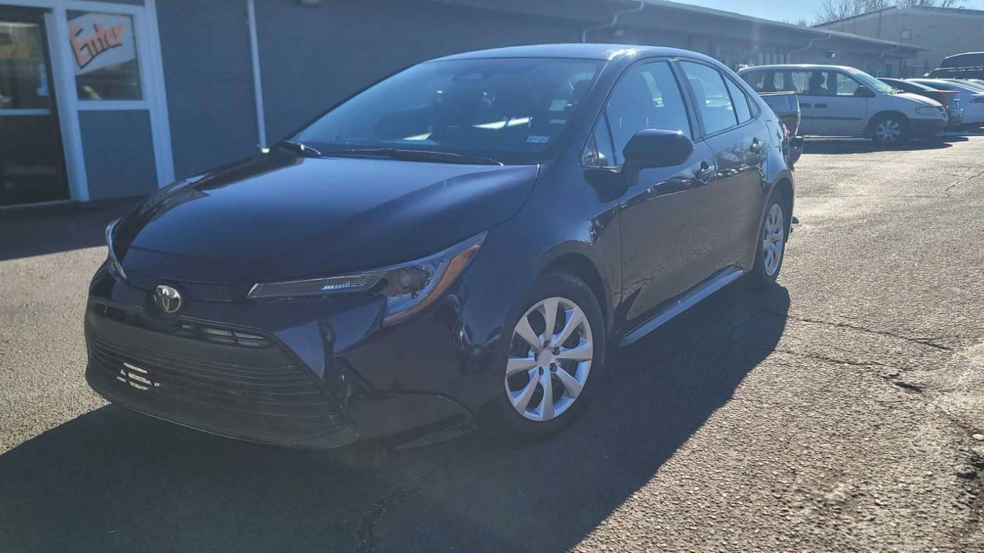 2023 Toyota Corolla LE — Sedan — 27,078 mi — Aurora, CO