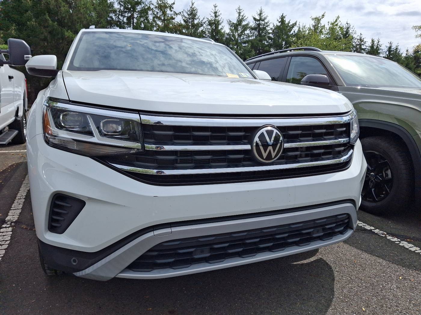 2022 Volkswagen Atlas Cross Sport SE with Technology — SUV — 32,859 mi — Hamilton, NJ