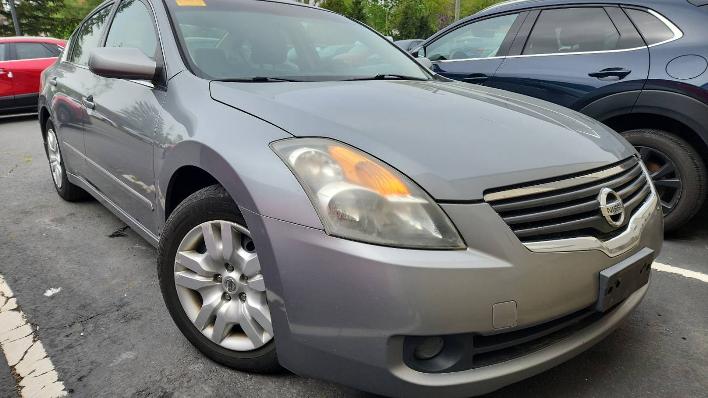 2009 Nissan Altima 2.5 S — Sedan — 221,801 mi — Hamilton, NJ