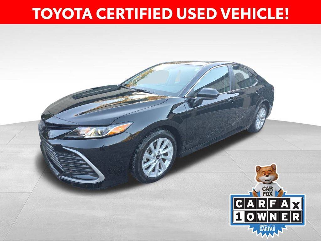 2023 Toyota Camry LE — Sedan — 17,147 mi — Kent, OH