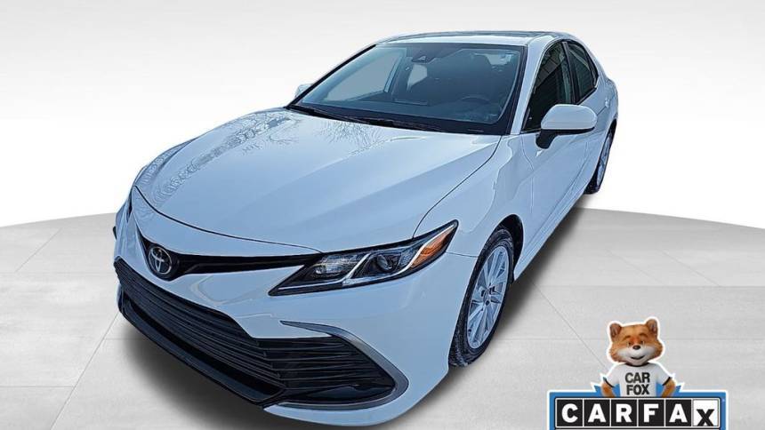 2022 Toyota Camry LE — Sedan — 44,134 mi — Kent, OH