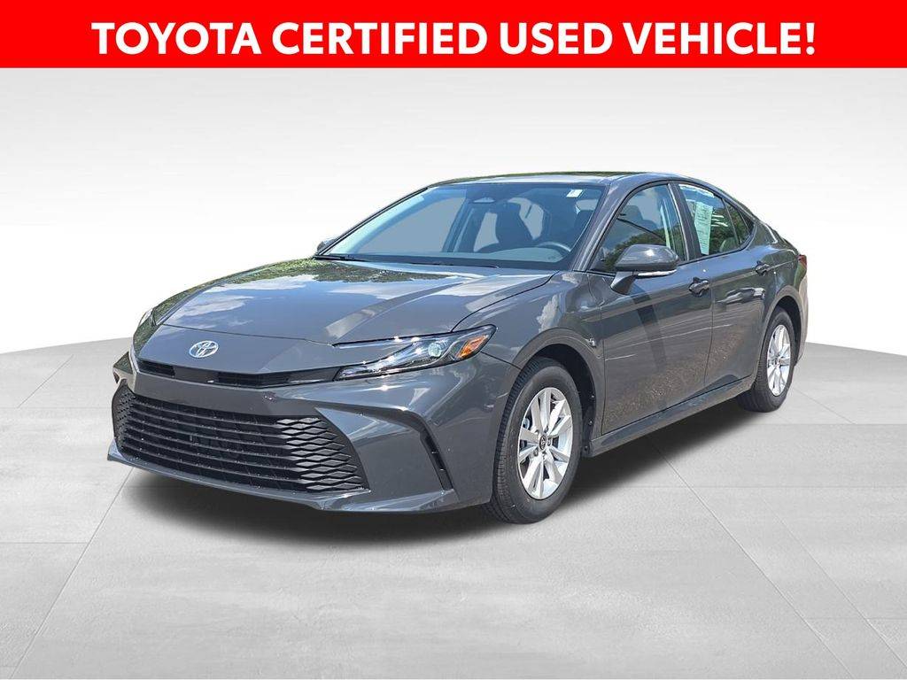 2025 Toyota Camry Hybrid LE — Sedan — 61 mi — Kent, OH