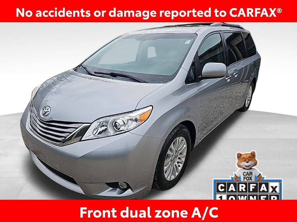2015 Toyota Sienna L — Minivan — 138,376 mi — Kent, OH