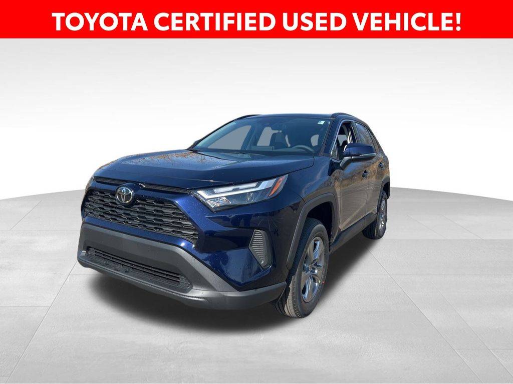 2025 Toyota RAV4 Hybrid XLE — SUV — 42 mi — Kent, OH