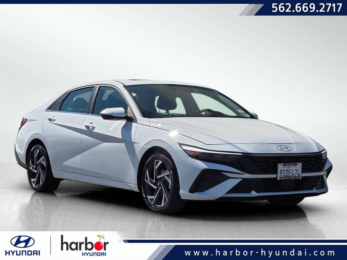 2025 Hyundai Elantra Hybrid Limited — Sedan — 5,479 mi — Long Beach, CA