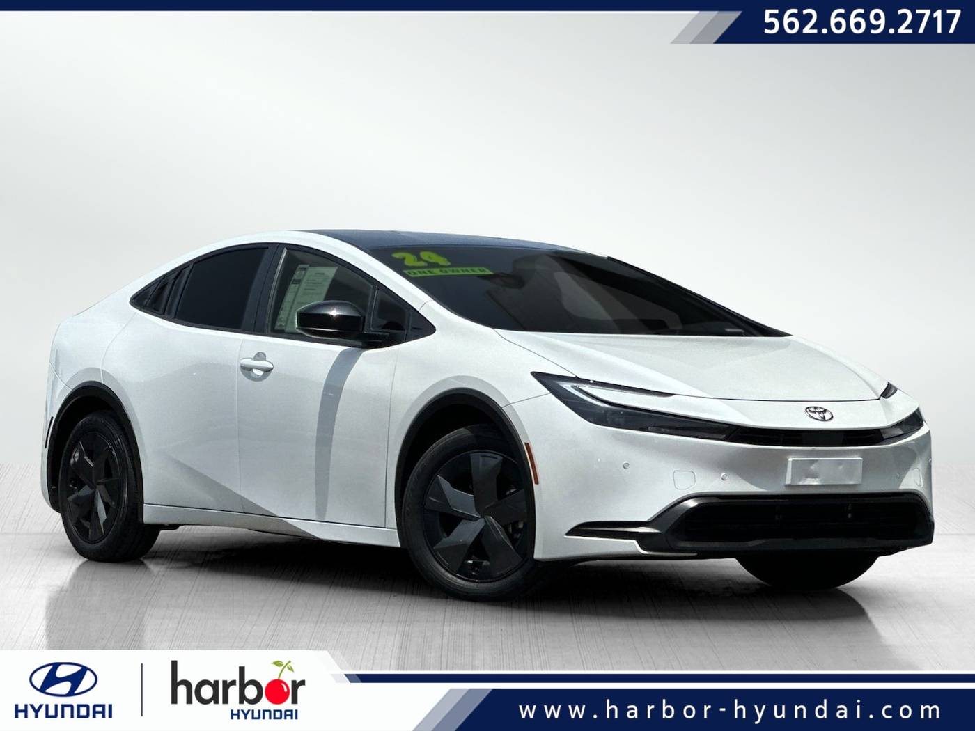 2024 Toyota Prius LE — Hatchback — 21,553 mi — Long Beach, CA