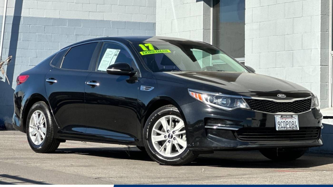 2017 Kia Optima LX — Sedan — 135,797 mi — Long Beach, CA