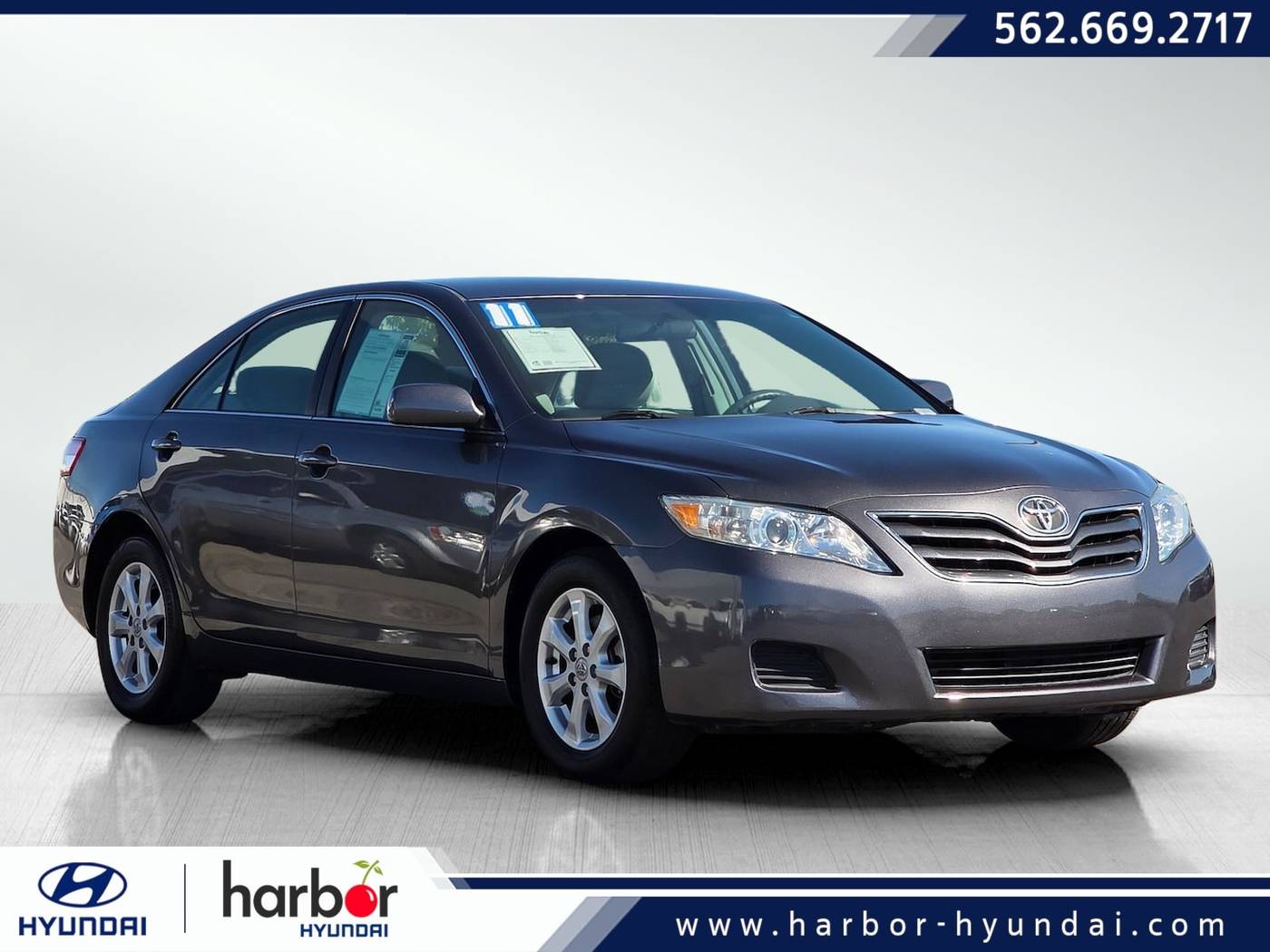 2011 Toyota Camry LE — Sedan — 82,765 mi — Long Beach, CA