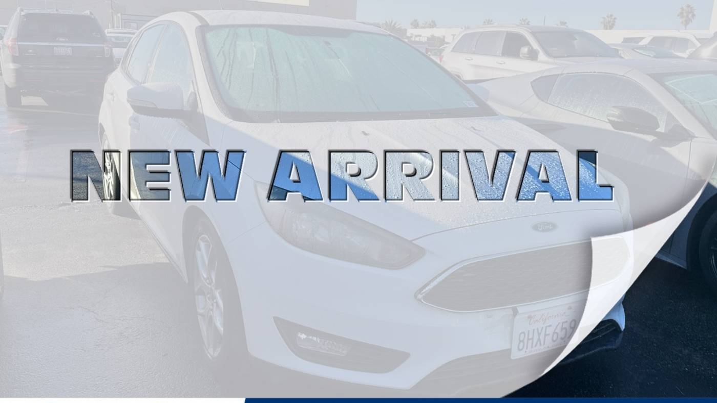 2015 Ford Focus SE — Hatchback — 76,600 mi — Long Beach, CA