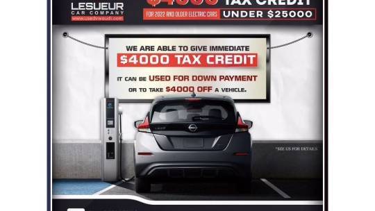 2022 Nissan LEAF SV — Hatchback — 18,027 mi — Tempe, AZ