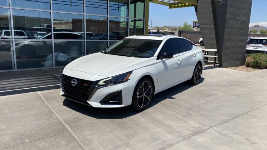 2023 Nissan Altima SR — Sedan — 10,508 mi — Tempe, AZ