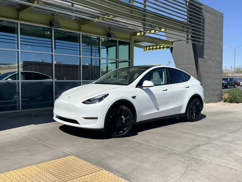 2024 Tesla Model Y Long Range — SUV — 7,045 mi — Tempe, AZ