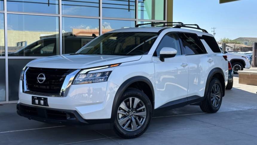 2022 Nissan Pathfinder SV — SUV — 8,403 mi — Tempe, AZ