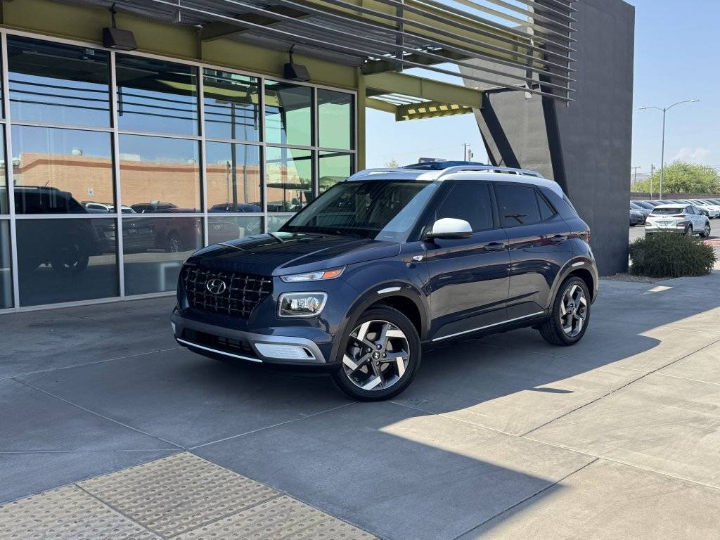 2025 Hyundai Venue Limited — SUV — 1,443 mi — Tempe, AZ