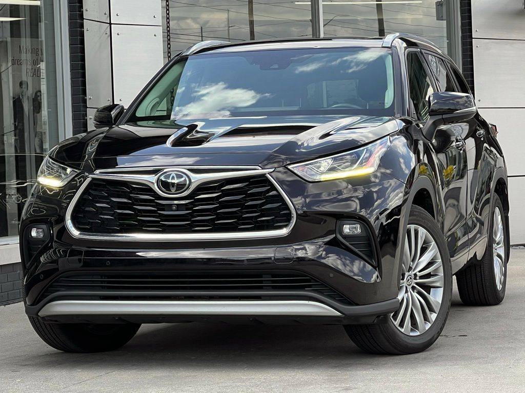 2020 Toyota Highlander Platinum — SUV — 109,775 mi — Indianapolis, IN
