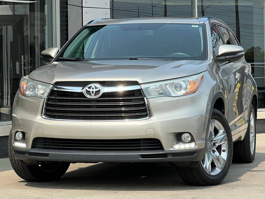 2016 Toyota Highlander Limited — SUV — 145,288 mi — Indianapolis, IN