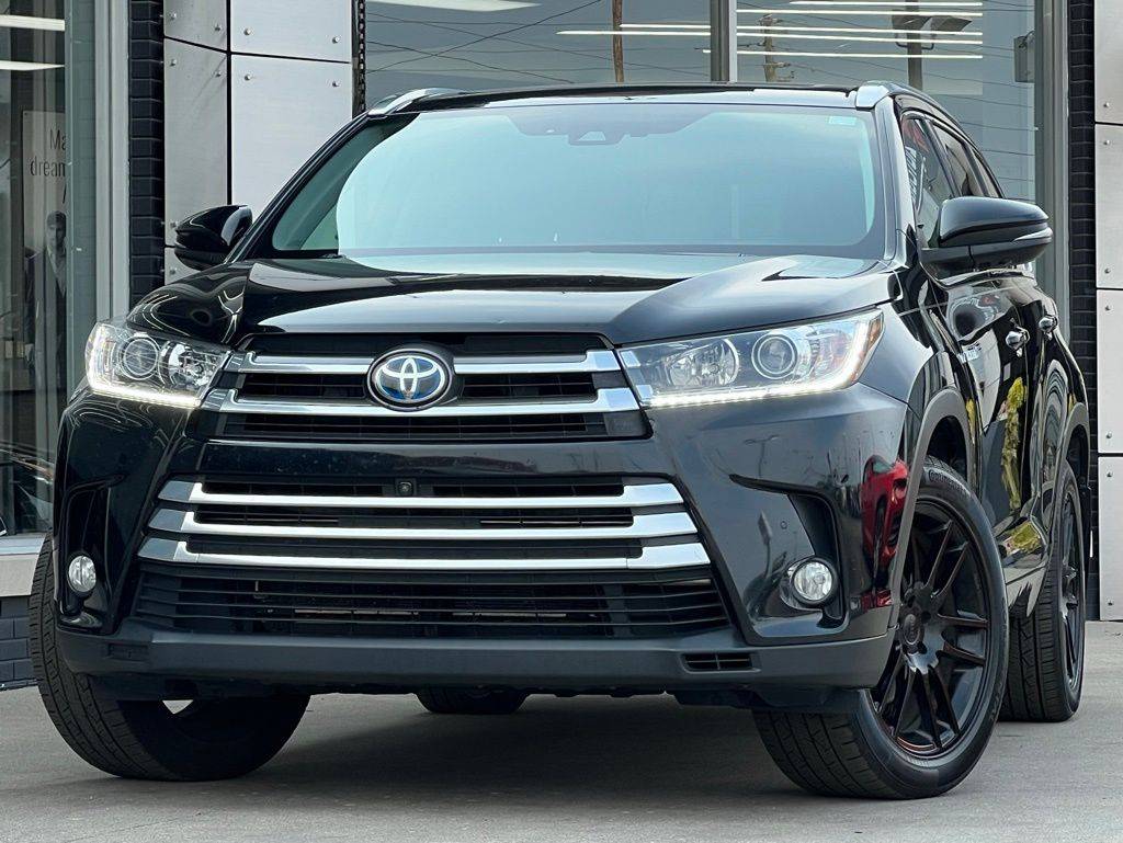 2017 Toyota Highlander Hybrid Limited Platinum — SUV — 114,252 mi — Indianapolis, IN