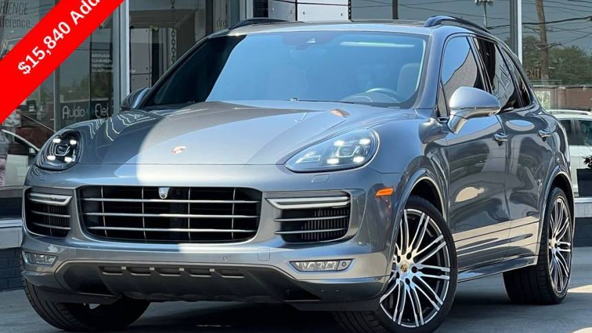 2017 Porsche Cayenne GTS