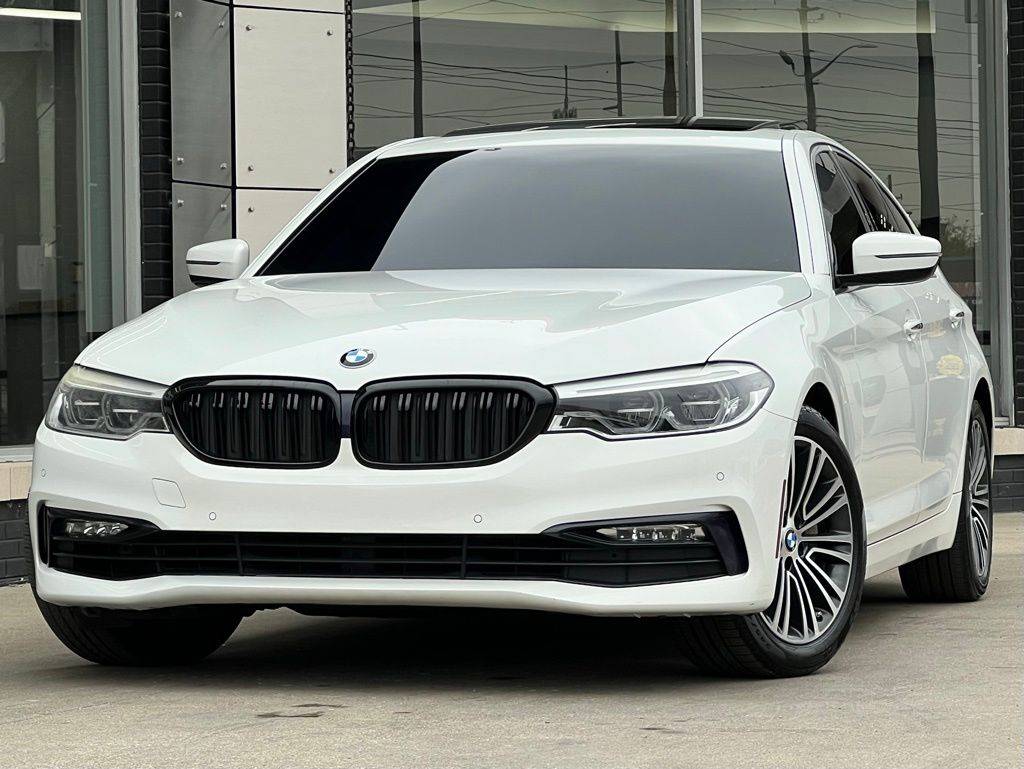 2017 BMW 5 Series 540i — Sedan — 91,187 mi — Indianapolis, IN