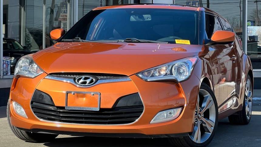 2016 Hyundai Veloster Base — Hatchback — 81,598 mi — Indianapolis, IN