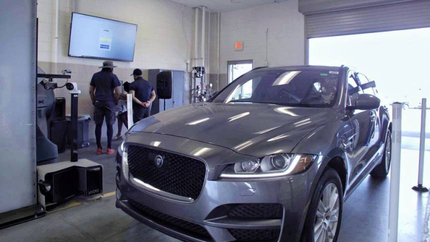 2019 Jaguar F-PACE Prestige — SUV — 27,885 mi — Indianapolis, IN