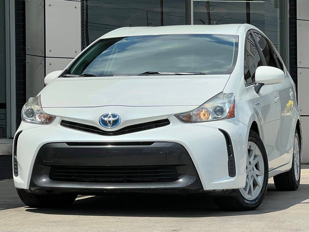 2015 Toyota Prius v Two — Wagon — 92,972 mi — Indianapolis, IN