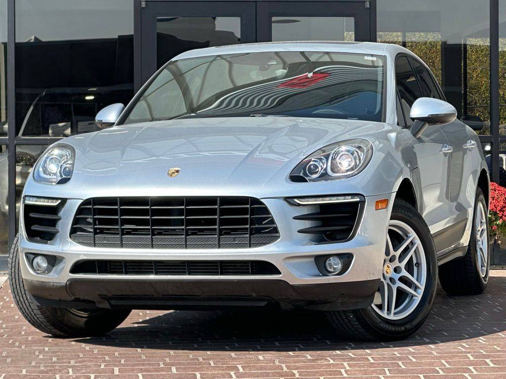2017 Porsche Macan Standard — SUV — 100,018 mi — Indianapolis, IN