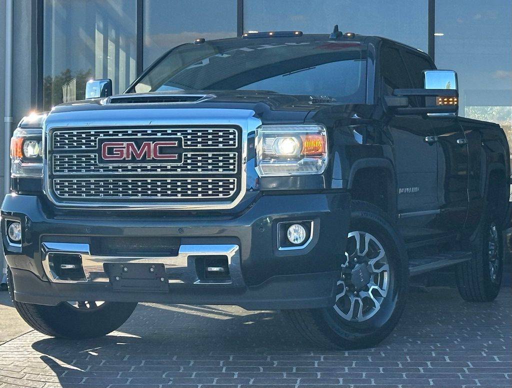 2019 GMC Sierra 3500HD Denali — Pickup Truck — 84,141 mi — Indianapolis, IN