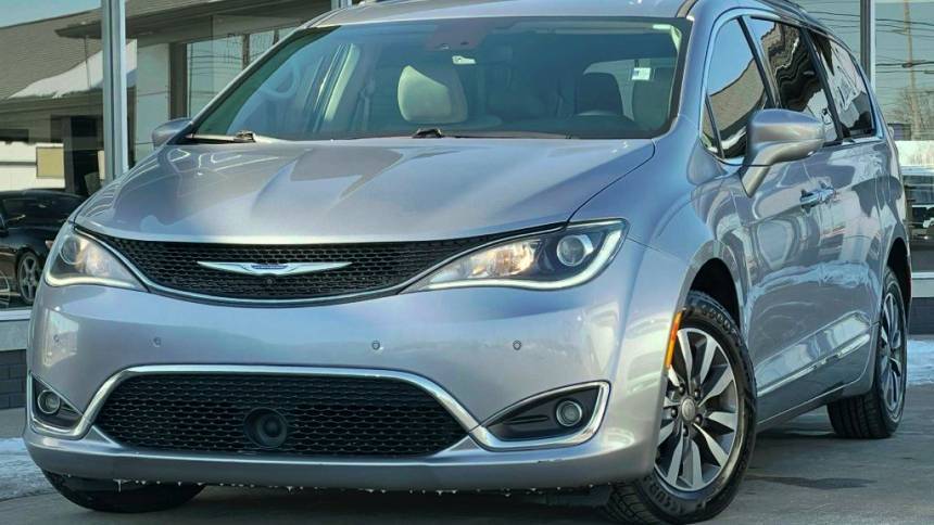 2020 Chrysler Pacifica Touring L Plus — Minivan — 101,254 mi — Indianapolis, IN