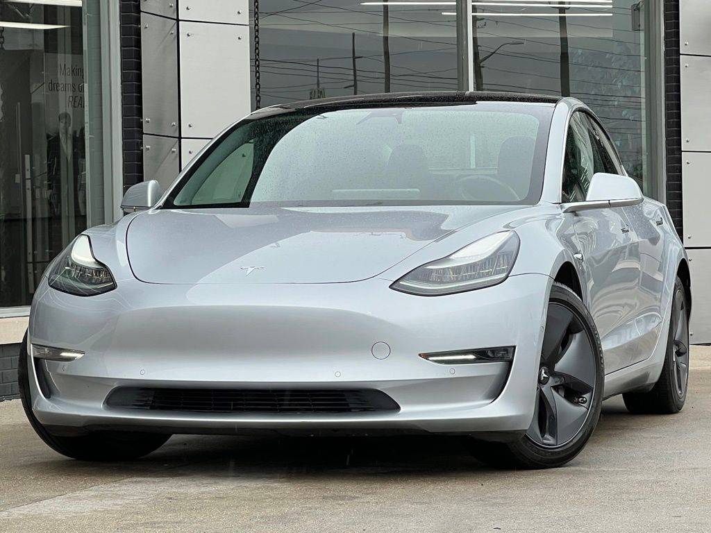 2018 Tesla Model 3 Performance — Sedan — 82,684 mi — Indianapolis, IN