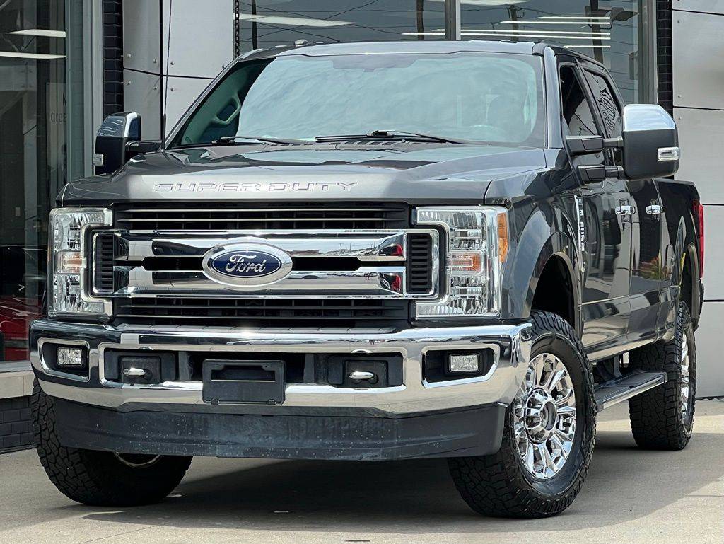 2017 Ford Super Duty F-250 XLT — Pickup Truck — 105,929 mi — Indianapolis, IN