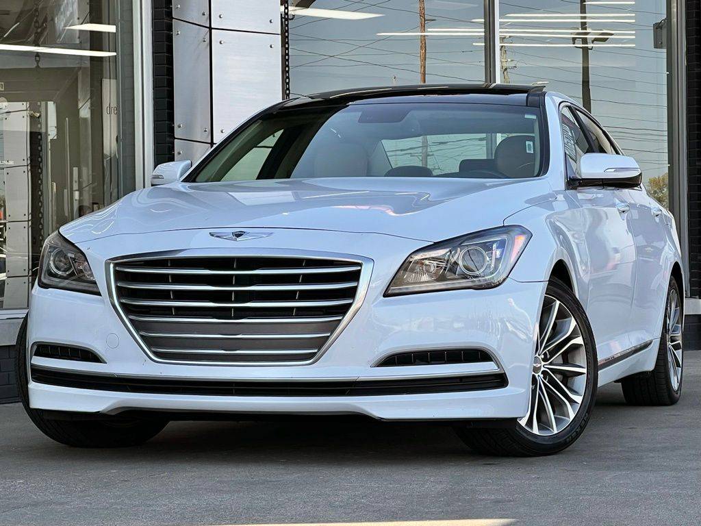 2015 Hyundai Genesis 3.8 — Sedan — 141,177 mi — Indianapolis, IN