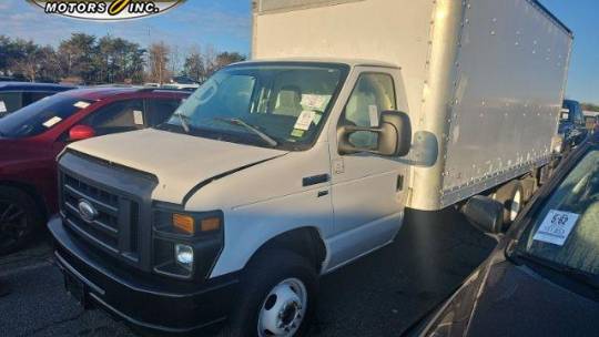 2014 Ford Econoline Commercial Cutaway E-350 — Chassis Cab Truck — 125,830 mi — Woodbridge, VA