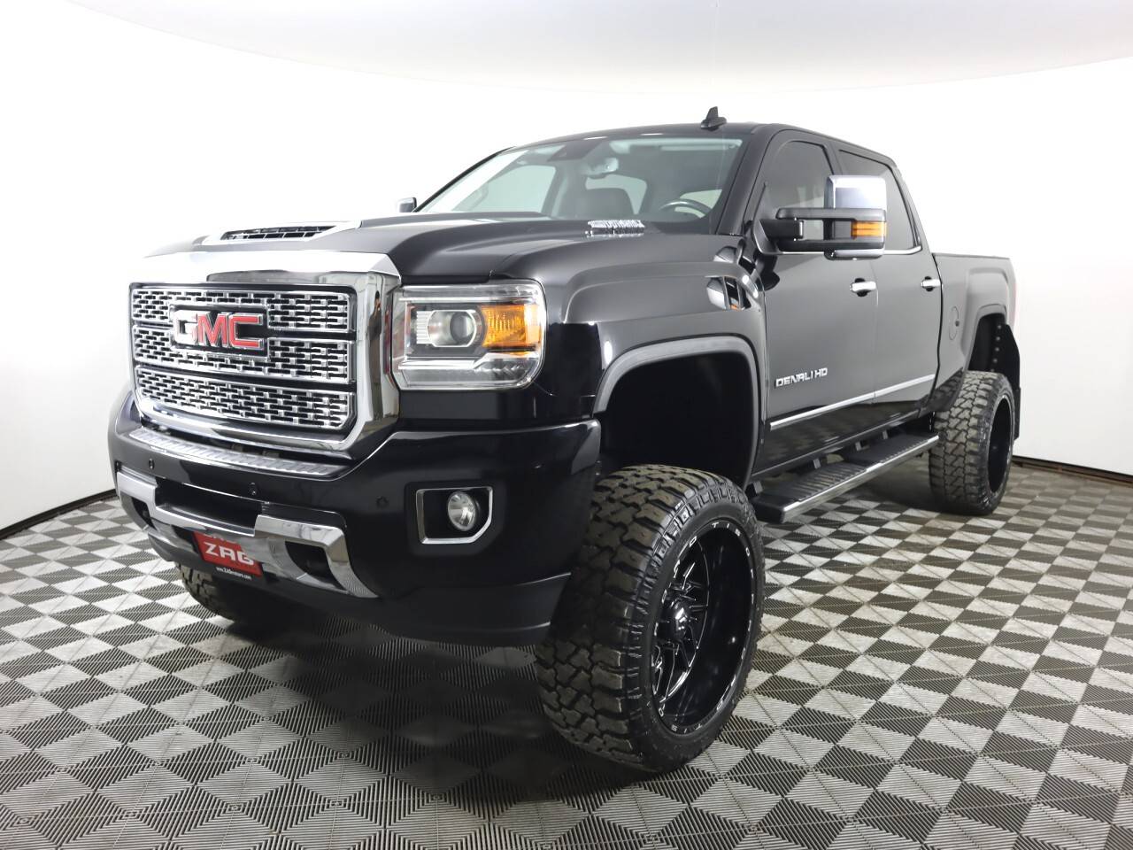 2017 GMC Sierra 3500HD Denali — Pickup Truck — 60,560 mi — Everett, WA